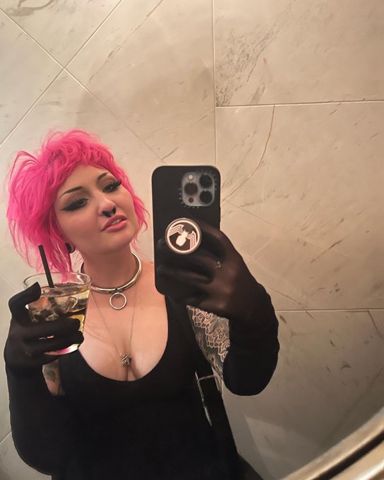 Arachnie0m's tweet photo. https://t.co/zdZzvywGqN 
Hi y'all Am here now text on telegram https://t.co/zdZzvywGqN or ask for zangi 💯 ♥ 
Tap in am available for meetup,FaceTime,content,Sexting, Dropbox and more ask for menu https://t.co/TdMcLnhRSI