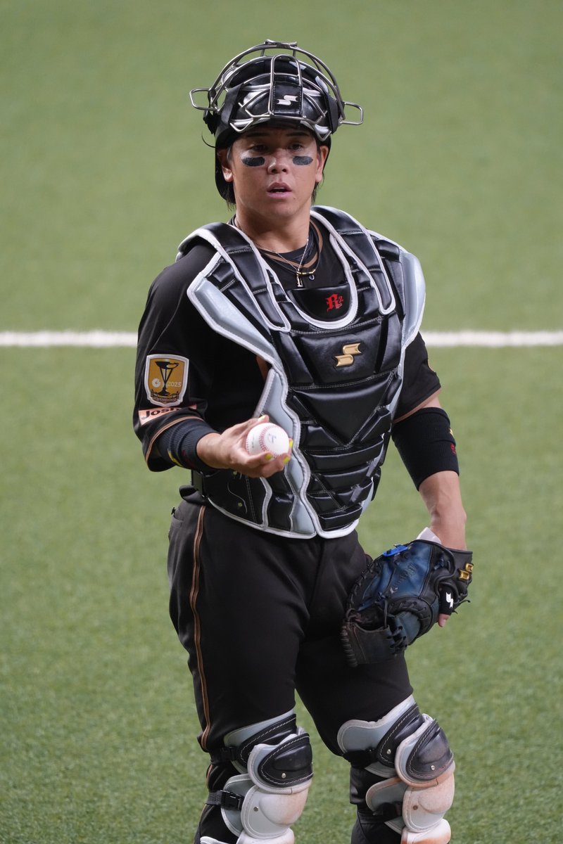 mpmp__229's tweet photo. 黒ユニかっこいい🤭🖤

8.7
#梅野隆太郎 #阪神タイガース #京セラドーム大阪 https://t.co/u7fJdoYkvJ