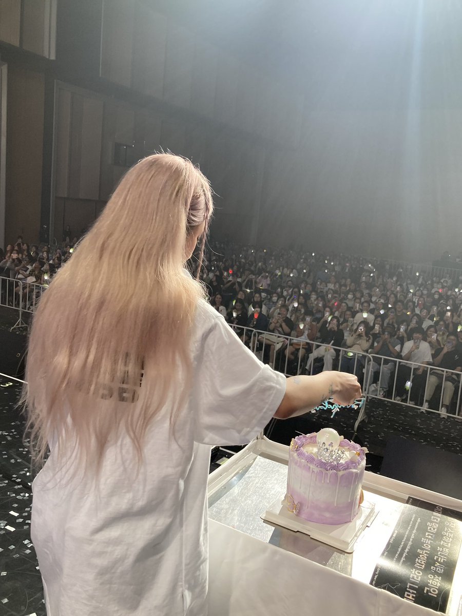 jayucutiegirl's tweet photo. จัดอันดับสิ่งที่คิดถึงมากที่สุด
อันดับ 1 : mamamoo in Thailand https://t.co/55YisqOtgY