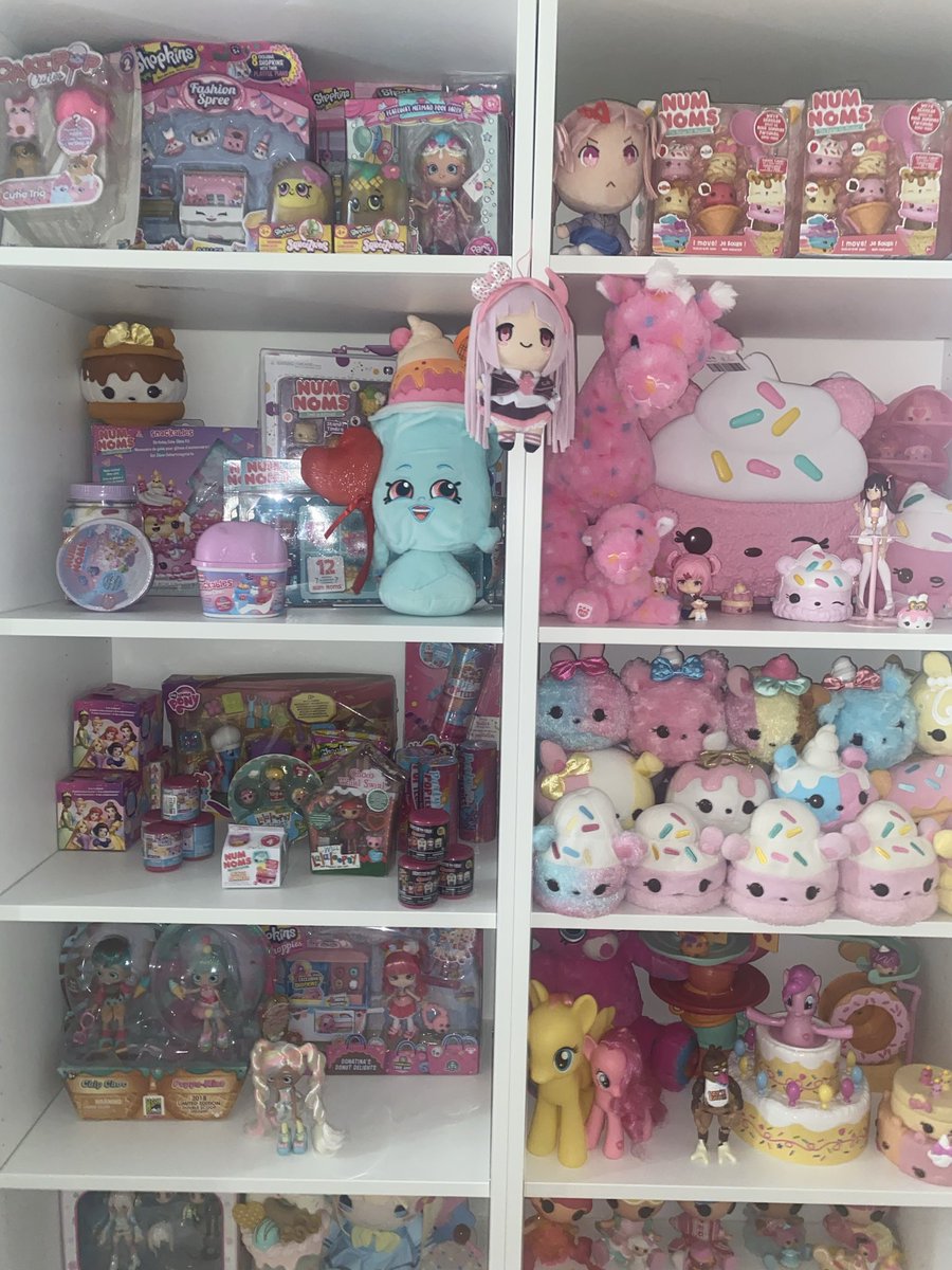 shopkinzzzs's tweet photo. my collection.. its a w.i.p https://t.co/FBbrP8NU8E