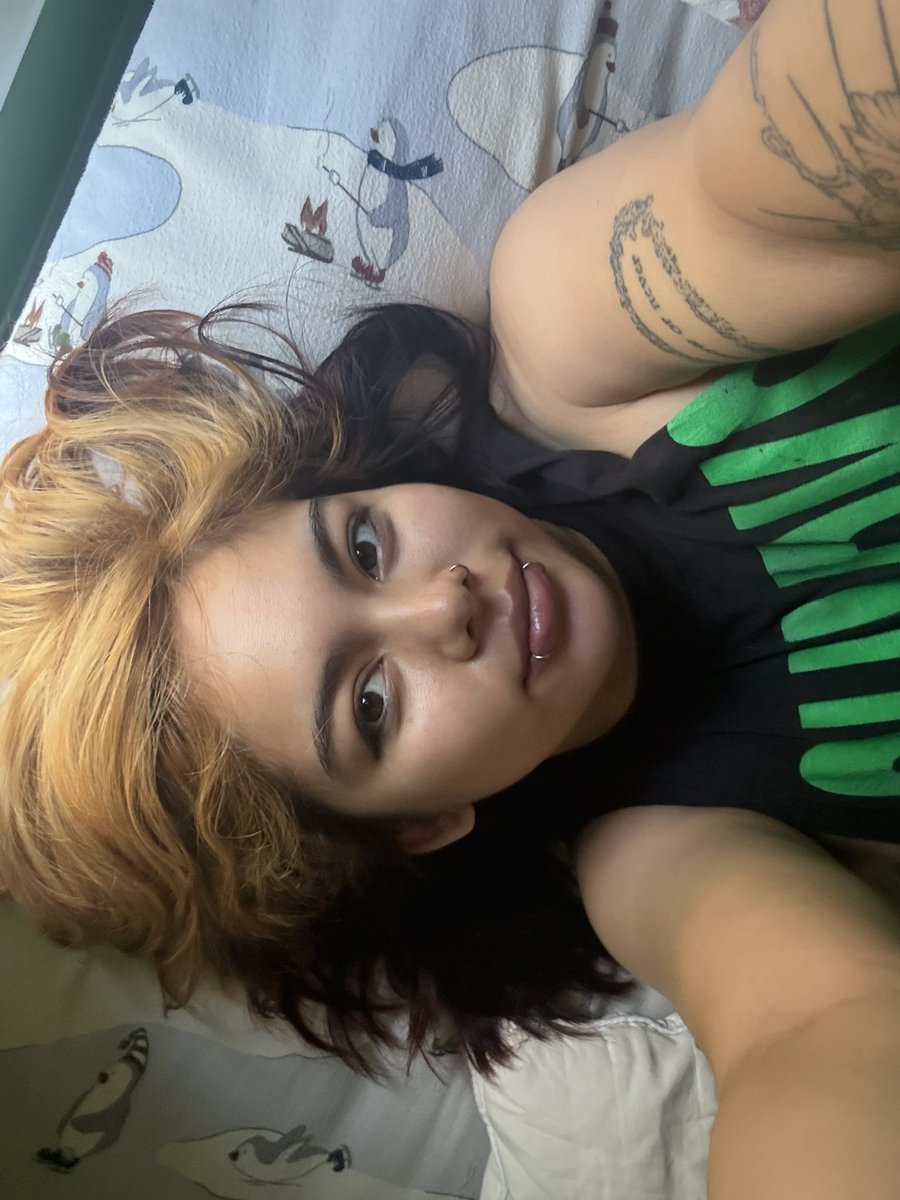 r4wryxd's tweet photo. for #agegapaugust this year, im seeing someone w the same age gap as my parents! (11 years) they must be so proud of me 🥰🥰🥰 https://t.co/CcUzuFA7Ts