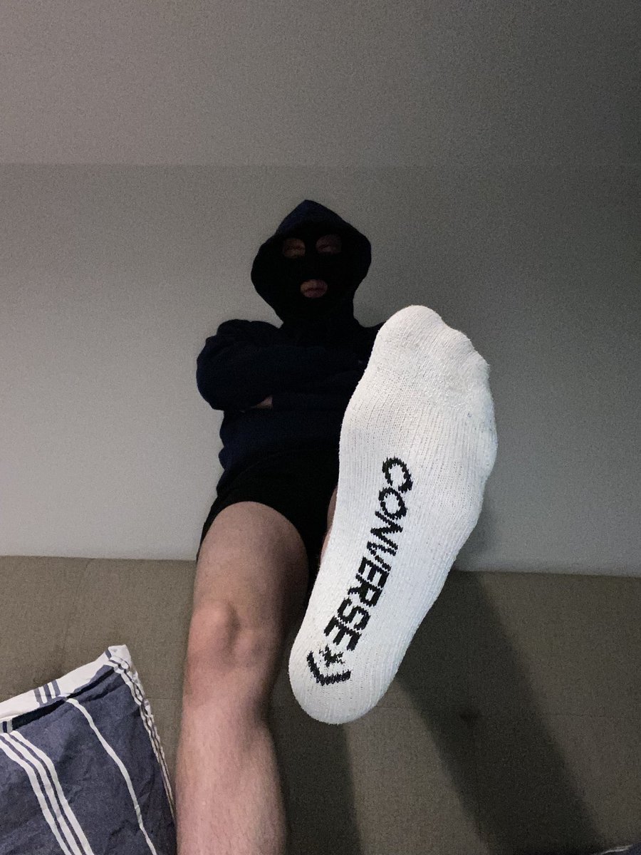 AlphaDan_UK28's tweet photo. Feeling pretty bored. Might as well show off my soles again boys 😂 https://t.co/wvJIJGlsZH