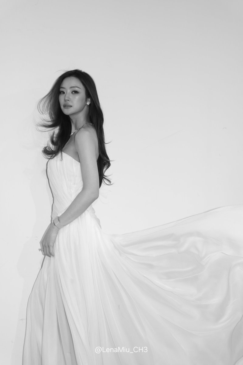 LenaMiu_CH3's tweet photo. Beautiful inside and out. 🖤

#VaselineGlycoxomeXMiu
#MiuNatsha #หมิวณัชชา https://t.co/xvYcYZwaxz