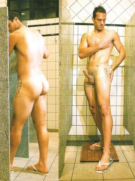 VintageBeefcak3's tweet photo. 2007 - Brazilian soccer player Rafael Córdova https://t.co/PxWShC1xO5