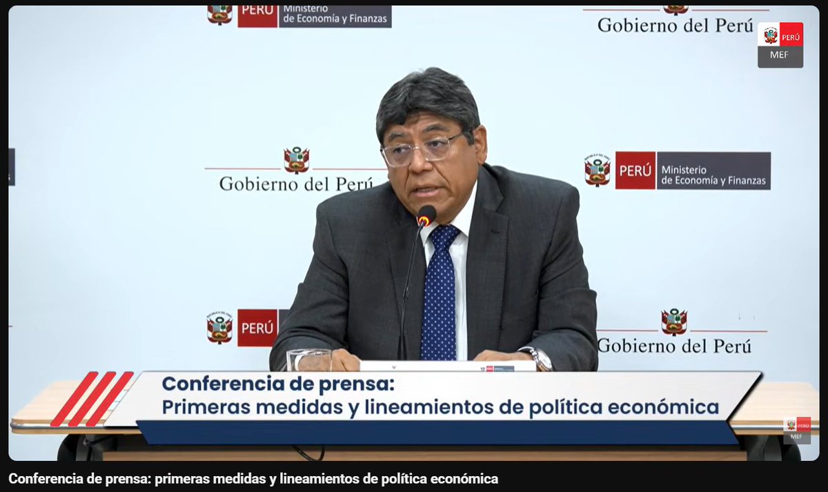 LunarejaVillar's tweet photo. Anuncio clave del ministro Elmer Cuba en este momento: ¿qué pasará con los feriados? Cuba aclara que se busca "optimizar" estos días: el gobierno planea mover todos los feriados que no sean 28 de julio ni Navidad/Año nuevo a los viernes a partir del 2027. ¿Qué se busca?🧵👇 https://t.co/LRhBa5WrfH