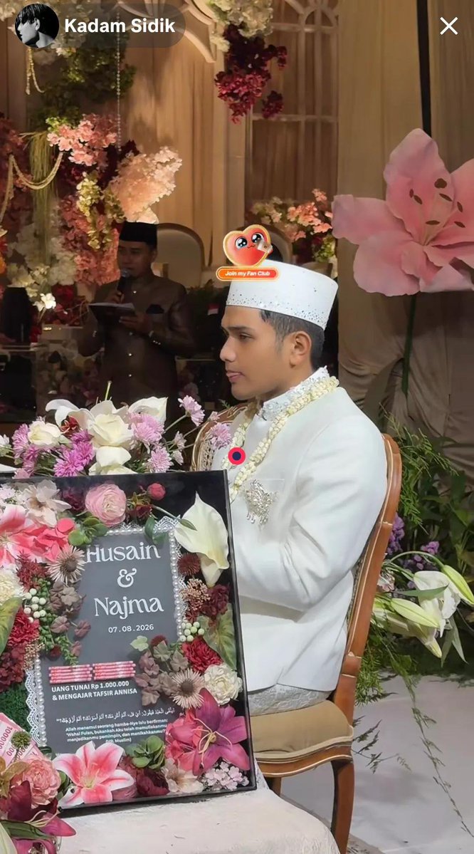 cariaeosa's tweet photo. saya salfok dengan maharnya pernikahan kadam sidik dan najma

hanya Rp1 juta uang tunai dan mengajarkan tafsir an-nisa kepada istrinya https://t.co/QaIxhapDZX