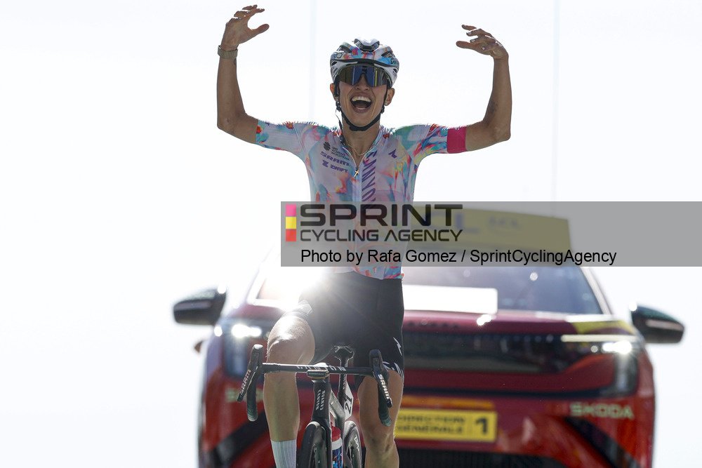 Na1chaca's tweet photo. #TDFF2026, Stage 7
🇵🇱 KASIA NIEWIADOMA

Mont Ventoux from Saint-Estève (15,62km; 8,69%; 1,357m)

55'22min
16,93km/h
1471 VAM
5,30ᵉw/kg
549 aSLP https://t.co/W0gjVNr8mV