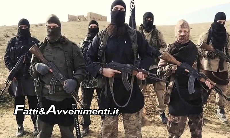 FattAvvenimenti's tweet photo. Arrestato a Grosseto un sedicenne comasco per terrorismo e propaganda jihadista e neonazista 
https://t.co/WJNNZ7kYW7 https://t.co/Qfpz12fU5E