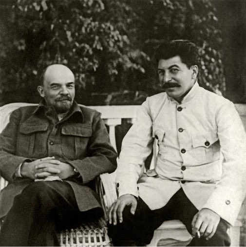 iskrabooks's tweet photo. “[S]upport must be given to such national movements as tend to weaken, to overthrow imperialism, and not to strengthen and preserve it.” —J.V. Stalin, ‘The Foundations of Leninism,’ Collected Works, Vol. 6, pg. 117. https://t.co/XFfCqbVE7z