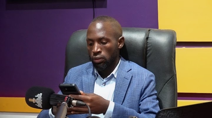 BANYAKIGEZI's tweet photo. #TheYouthVibe 12Pm to 2Pm with @BarnetAk.
How does social support promote professional identity among university students?
what's your take?
Tune in. https://t.co/3tb7oYjJCo
#YouthDay2026
#youthtalk
#BanyakigeziFm https://t.co/Trok7dRDGH