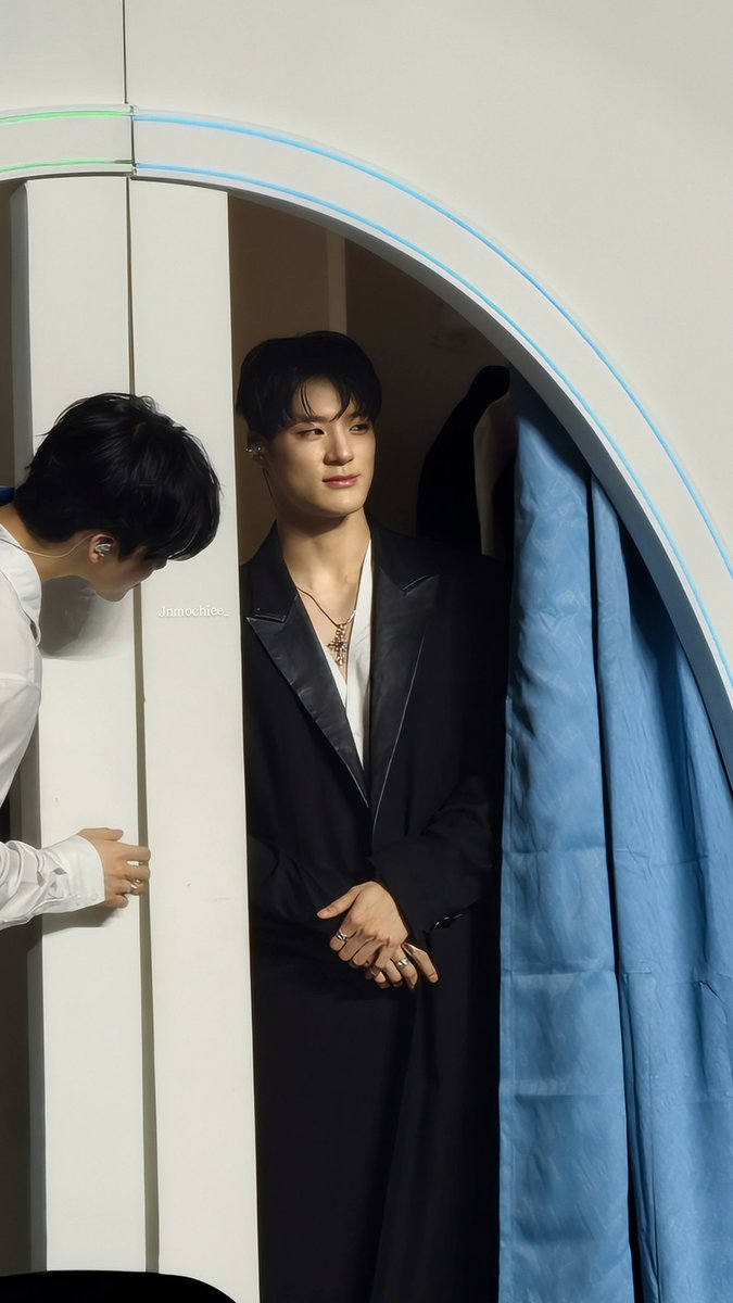 jnmochiee_'s tweet photo. 260807 

..??? 🤭
#NCTJNJM_FANMEETING_TOUR
#NCTJNJM_FANMEETING_TOUR_in_BKK   #NCTJNJM_FANMEETING_TOUR_BANGKOK https://t.co/mbkD7UOZbt