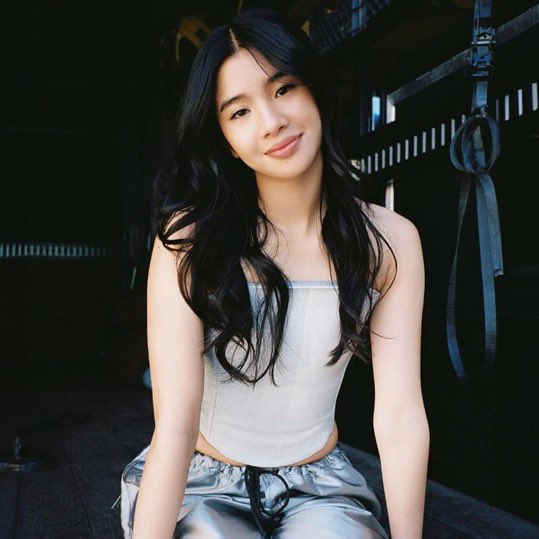 PopTingz's tweet photo. 🚨 KATSEYE’s Sophia announces hiatus from the group to prioritize her mental health and well-being. https://t.co/a6nXaPgIOt