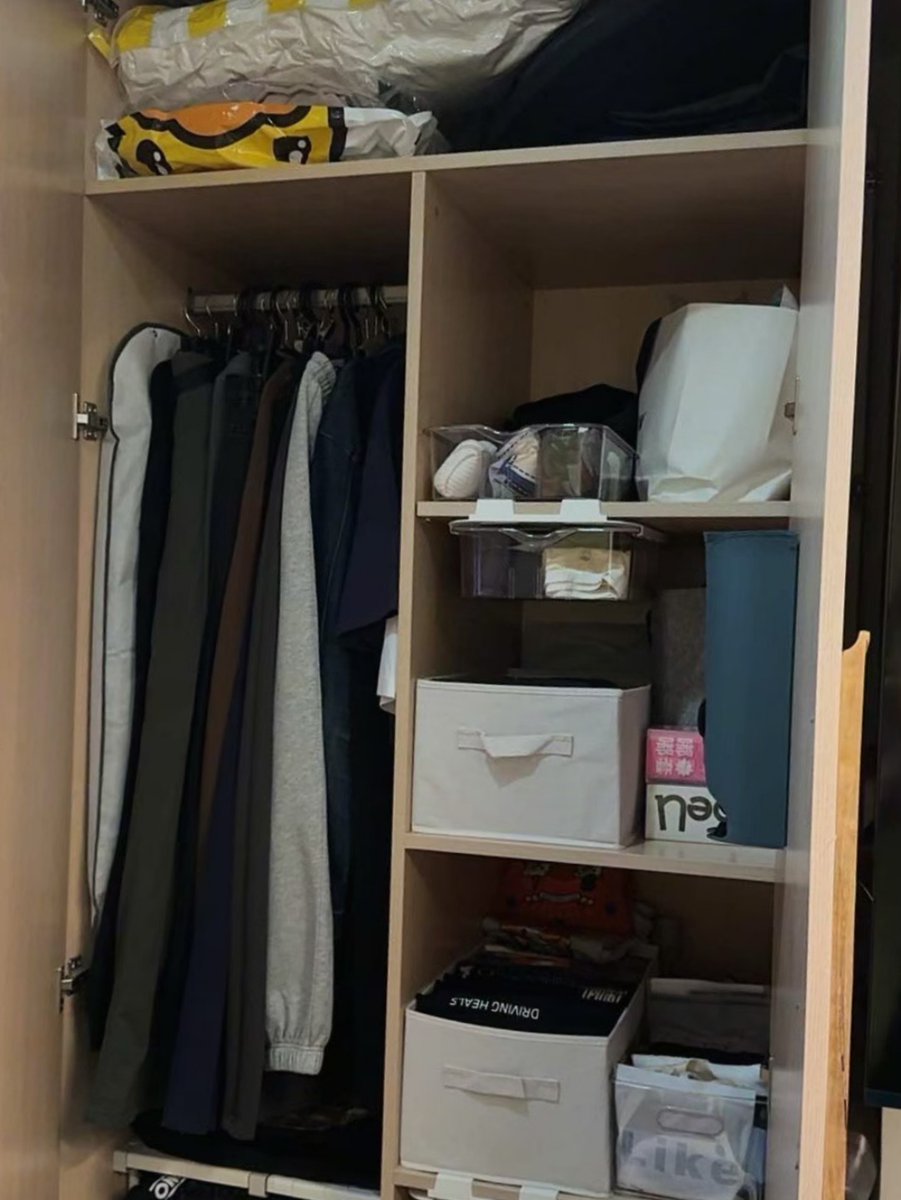 slow_down0's tweet photo. Tackling closet clutter this weekend! Donate gently used clothes, books u0026 home goods—free up space, spread joy https://t.co/h42tQiBNZV