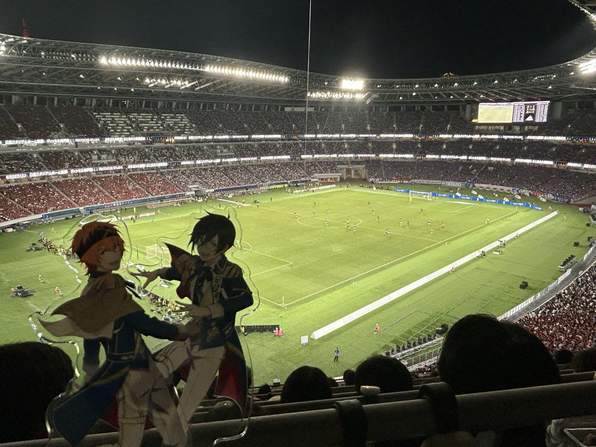 bn3dayo's tweet photo. お誘い頂き、Jリーグ開幕戦見に行ってきた⚽️✨
マリノスvs鹿島だったので、コラボ予定のマリルリさん連れていった‼️
現地でサッカー見るの20年振り位だったけど、超楽しかった🎶 https://t.co/AdkEoN8AvQ