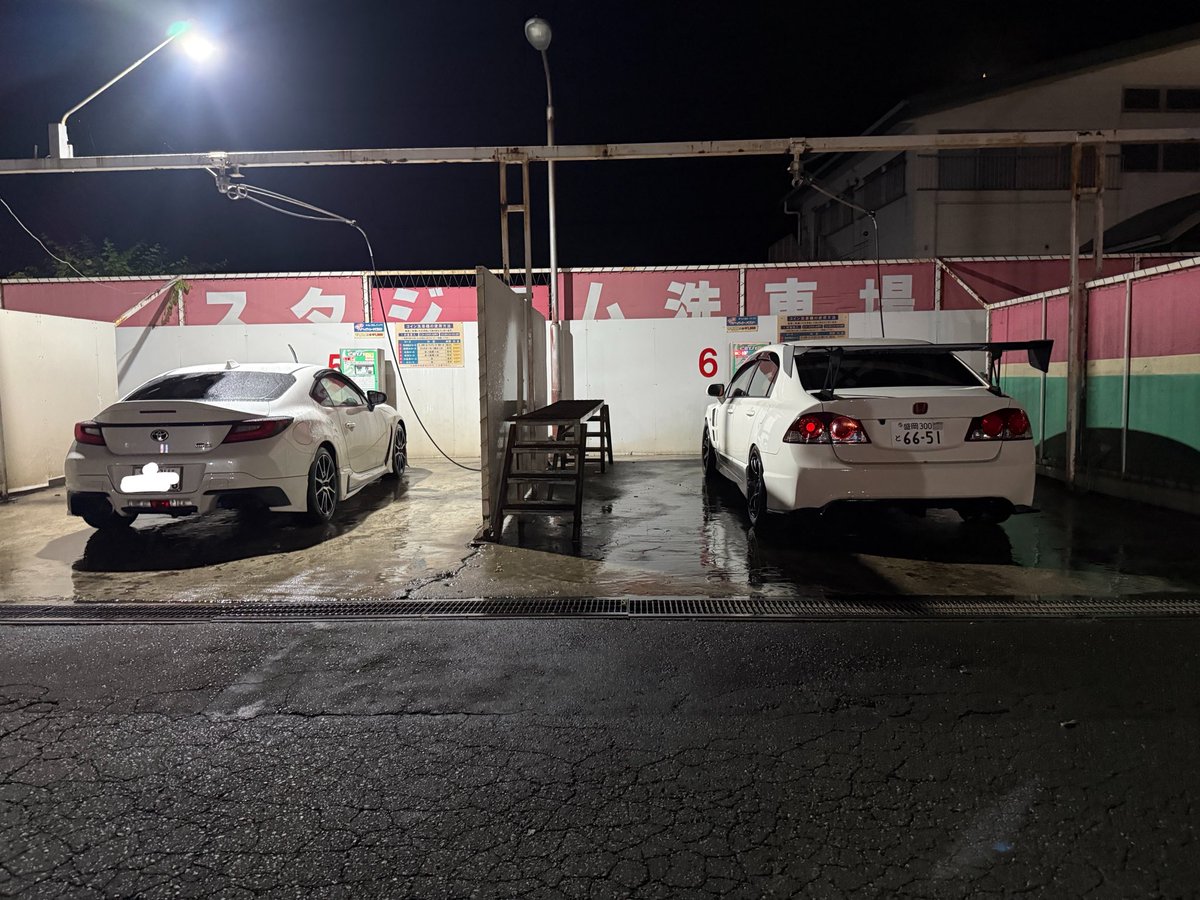 fd2r_f's tweet photo. 放置車両動かした https://t.co/GGQvZIz3cw