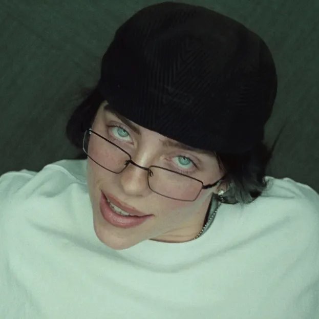 BillieSpotify_'s tweet photo. Billie Eilish's "BIRDS OF A FEATHER" has now surpassed 3.9 BILLION streams on Spotify.

— It's the fastest song in history to reach this milestone (813 days). https://t.co/VMVMFwGbnI