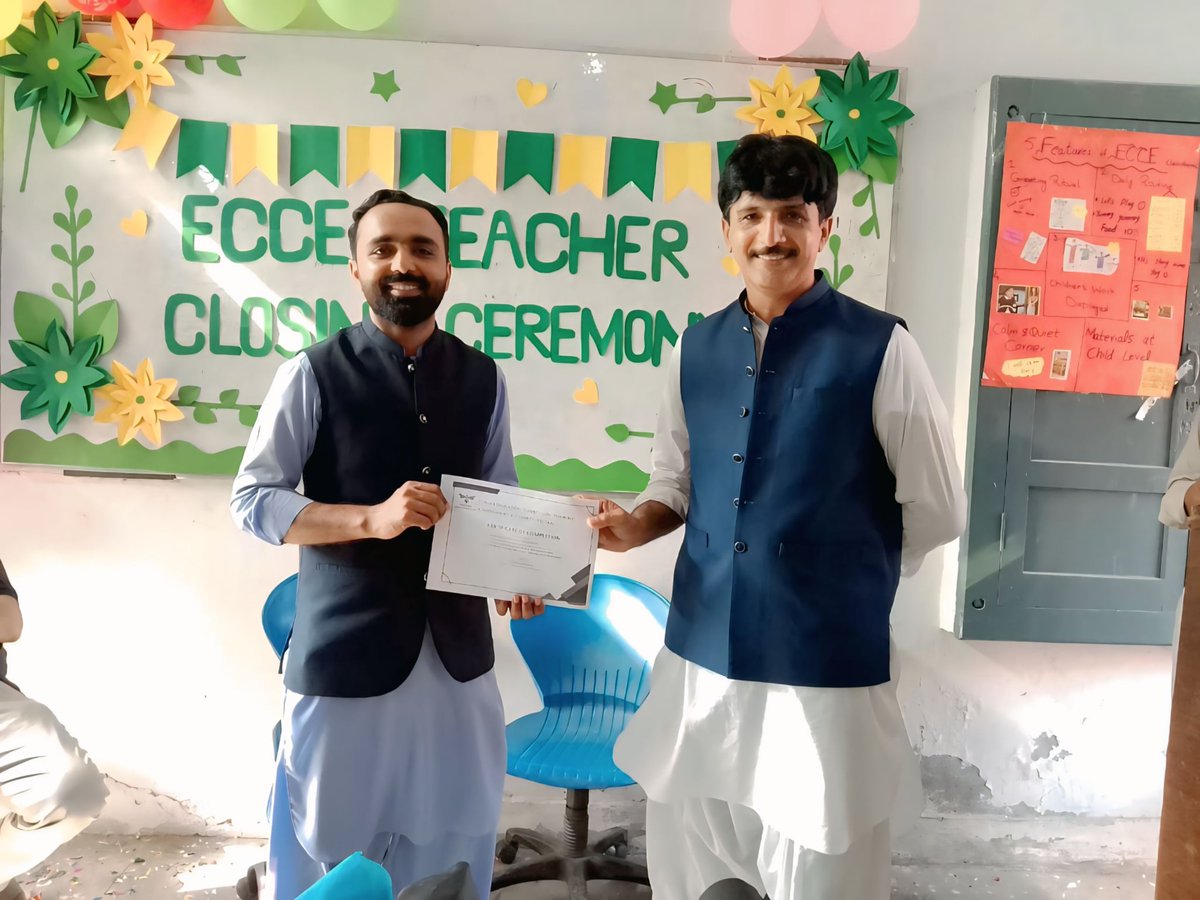 nidsdilawar143's tweet photo. Good byes are not easy but last five days were fun, grooming and learning.
@waseem_dahar94 you are a great teacher, mentor and motivator.
Hope we will meat again..
Hopefully you are enjoying my city .
#ECCE_Training https://t.co/vPWTsa6JWx