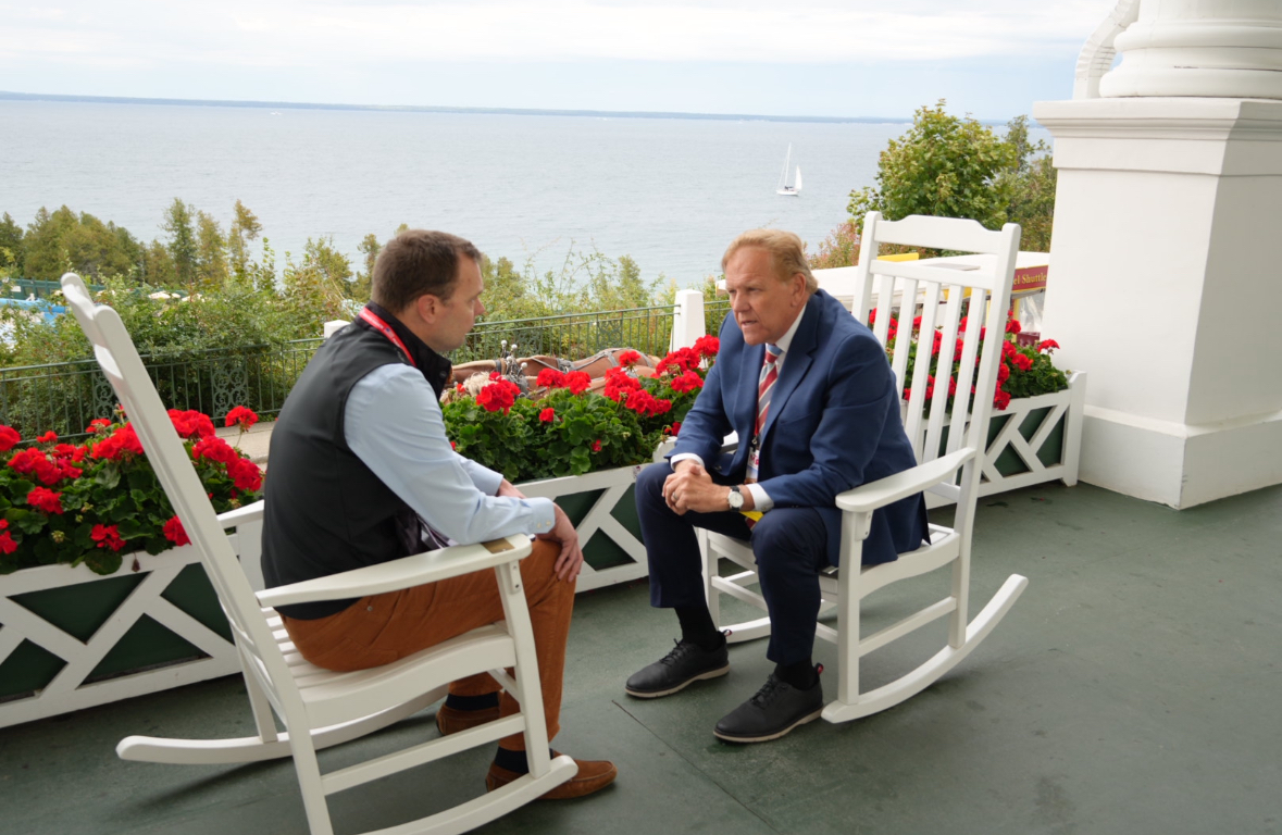 MikeRogersForMI's tweet photo. There's no place like Mackinac ❤️ https://t.co/ALT1tILcUu