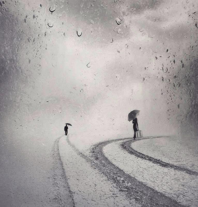 escribonia's tweet photo. Ya no.

Ya no hay esclavos.
Ahora somos esclavos del desamor.
La vida es una jaula.
Nos negamos volar.
Ser esclavo es no poder
imaginar el cielo.

Escribonia✍️ https://t.co/cq4WEFjvqD
