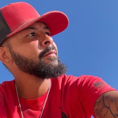 NickTheWrangler's tweet photo. #NewProfilePic https://t.co/bpvqUg2c4r
