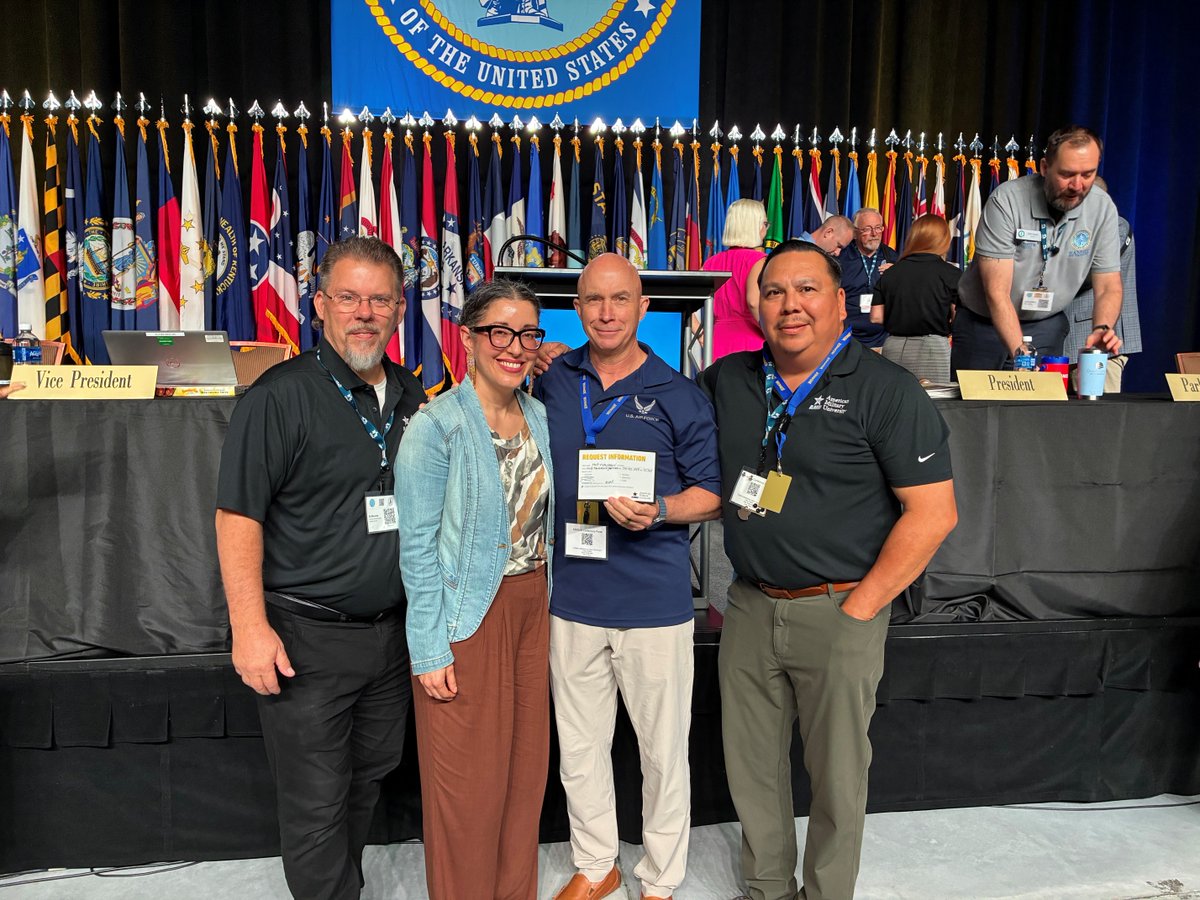 AmericanMilU's tweet photo. Congratulations to Chief Master Sergeant Scott Manamon of the Arkansas Air National Guard on receiving the AMU Scholarship at #EANGUS!  Thanks to Ed Mounts and Paul Tate for representing AMU, and congratulations to new EANGUS President SFC Mireya Cruz for presenting the award. https://t.co/Zgoh5GVnxh