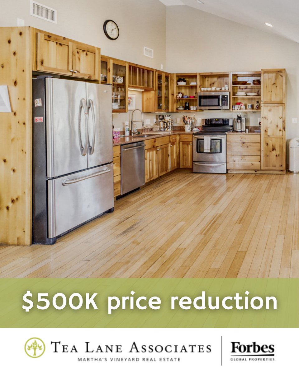 TeaLaneMV's tweet photo. SIGNIFICANT PRICE REDUCTION — $500,000

Now offered at $2,495,000, 24 Cournoyer Road is a rare mixed-use opportunity in West Tisbury.

Learn more: https://t.co/pIAOh1Hy0t https://t.co/MvewthSlaj