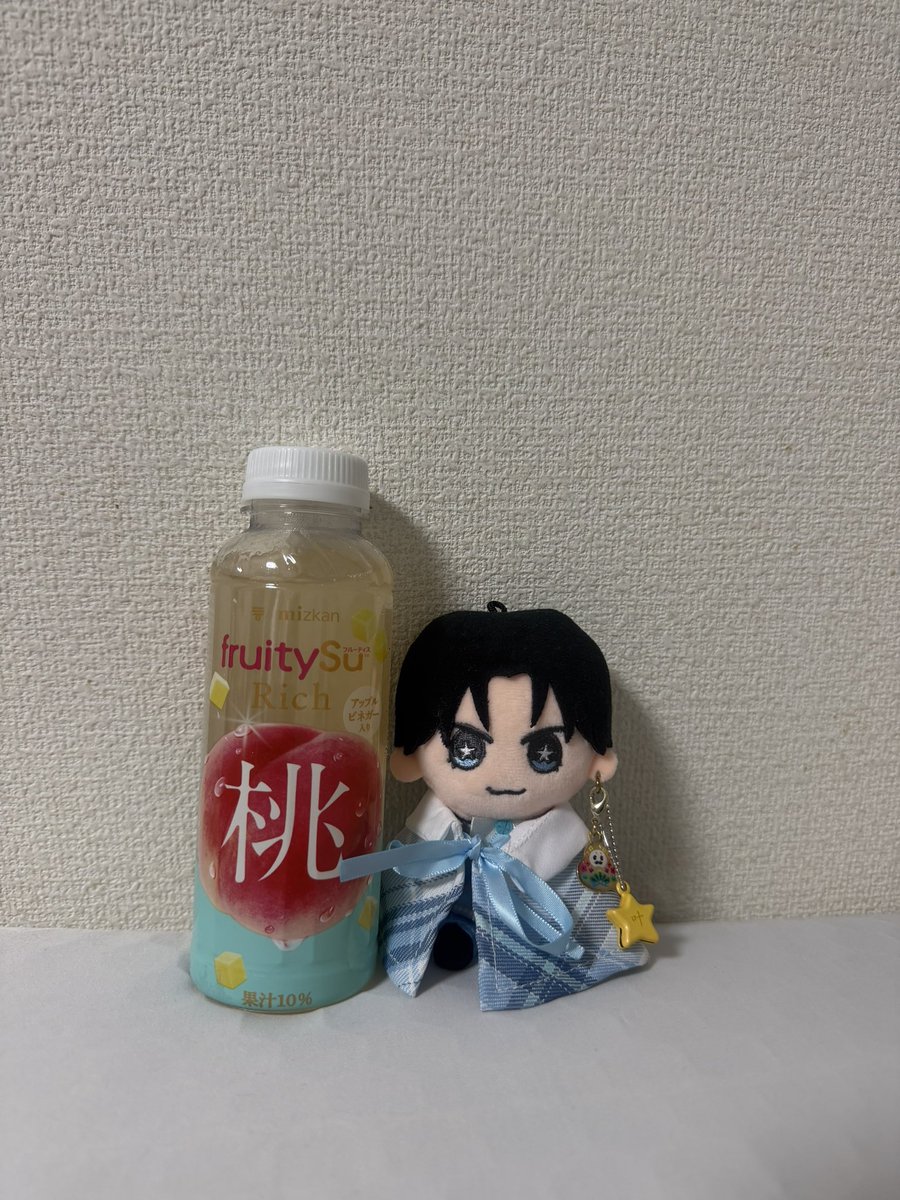 sakurako0850's tweet photo. そういやさ、ファミマにフルーティス売ってた！このタイプの見るの初めてだけど、限定とかなのかな？？
おけんとさまよりちょっと大きいくらい！（U:nityにしか分からん情報） https://t.co/14wVUiixAX