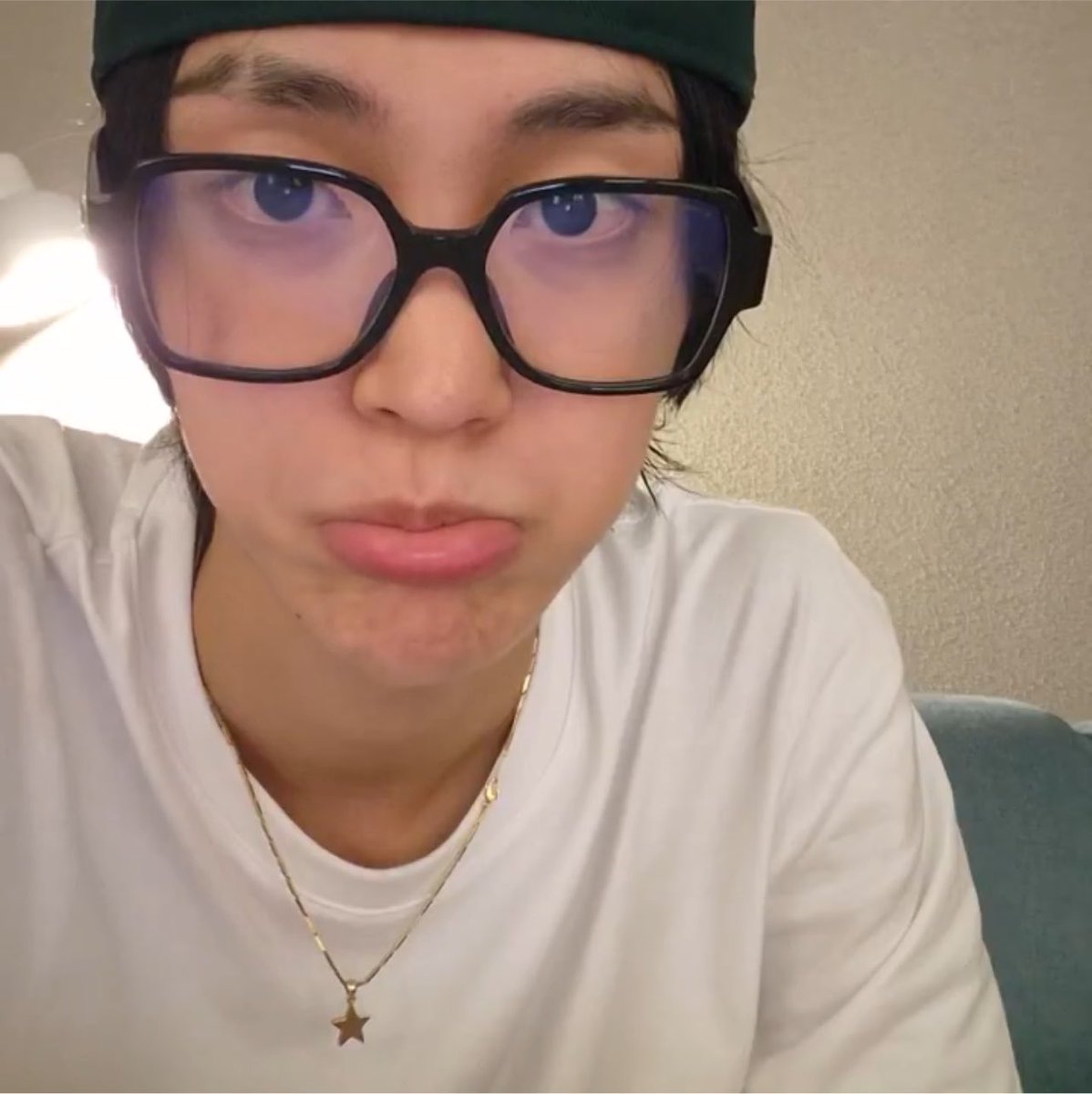 jemujume's tweet photo. :( https://t.co/z2OuMRwDKa