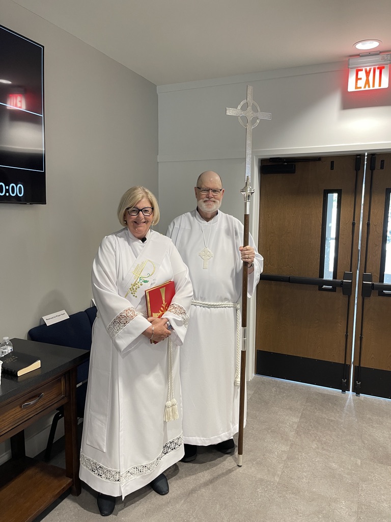 ChurchSaviorJB's tweet photo. There’s a lot to smile about at COOS. 😊
And Sunday is only two days away!
Join us at 9:00 or 11:15 AM. We’d love to welcome you!
#coosjax #anglican #jaxbeach https://t.co/sltbmigk4z