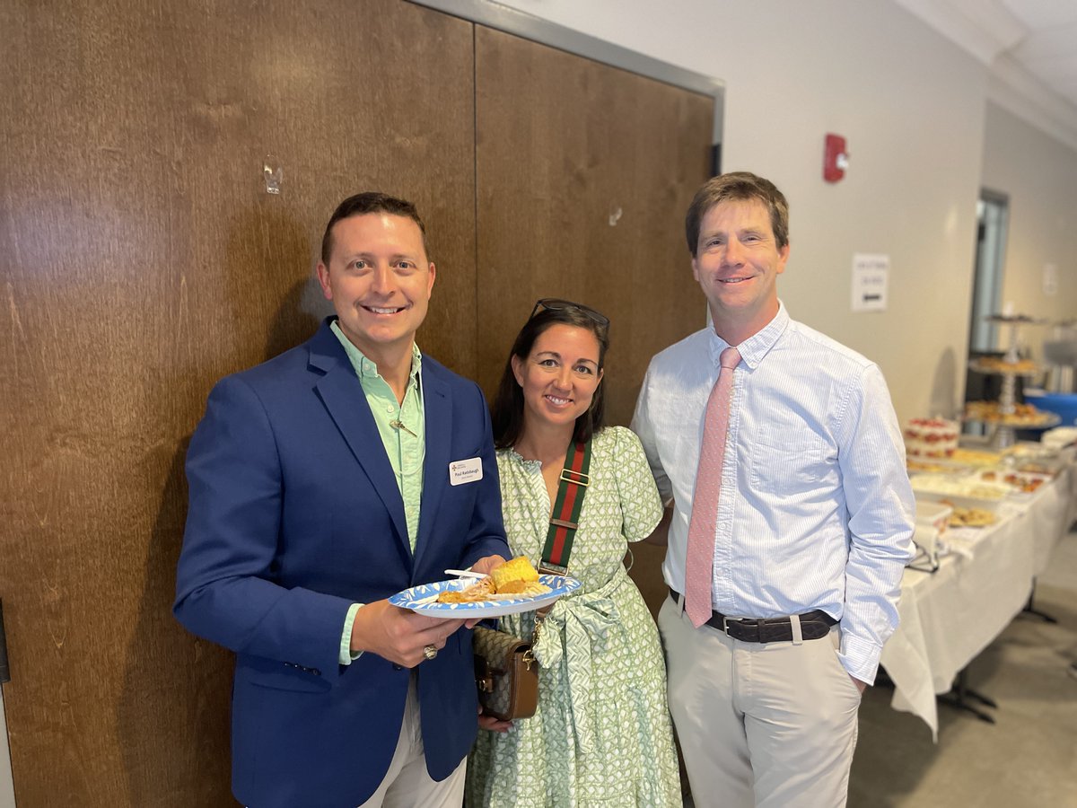 ChurchSaviorJB's tweet photo. There’s a lot to smile about at COOS. 😊
And Sunday is only two days away!
Join us at 9:00 or 11:15 AM. We’d love to welcome you!
#coosjax #anglican #jaxbeach https://t.co/sltbmigk4z