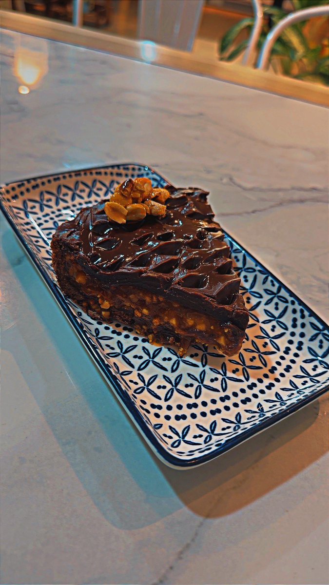nanu_milana's tweet photo. And the weekend is here
so here’s  the Spot
#spot5 
📍Nuage, Indiranagar 
A nice dessert shop to try
The place feels calm and cozy
try if you’re looking for a relaxing dessert spot https://t.co/BUGKPDE5RP