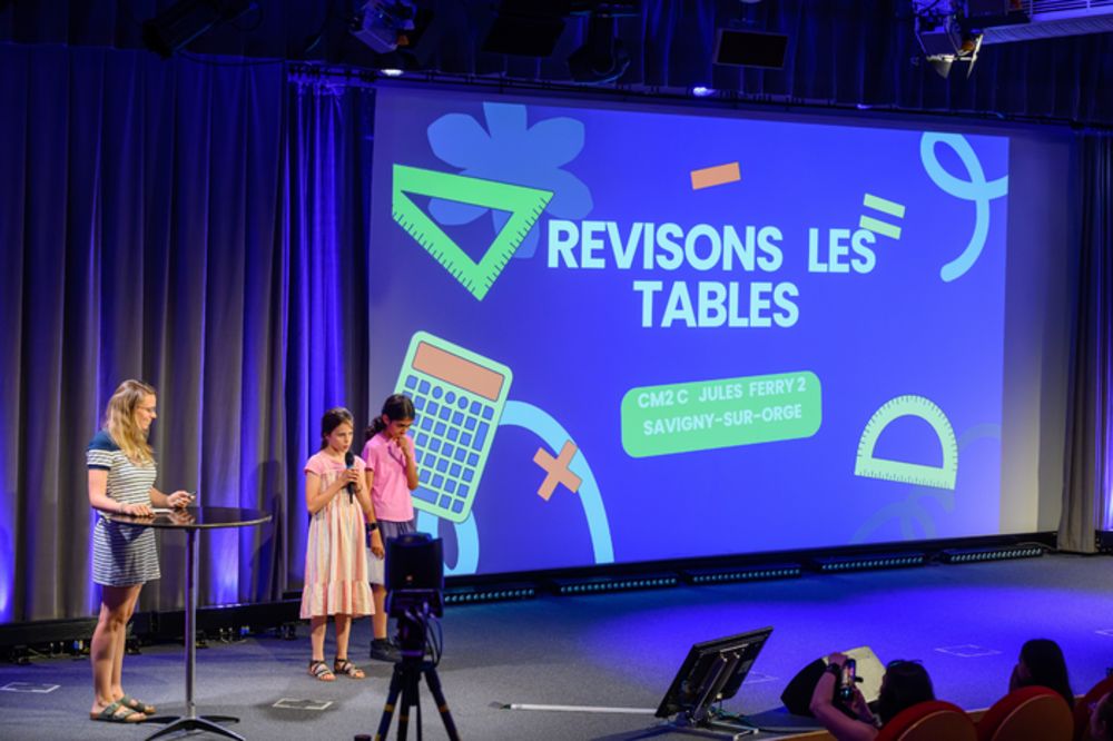 fablabalecole's tweet photo. 🧮 Lors de #JeunesMakers2026, les élèves de l'école Jules Ferry 2 ont imaginé un morpion des tables et un jeu de révision des tables de multiplication pour rendre les mathématiques plus ludiques. Une façon d'apprendre en jouant… et de donner envie de réviser !  
@reseau_canope https://t.co/kfUBBVPKRn