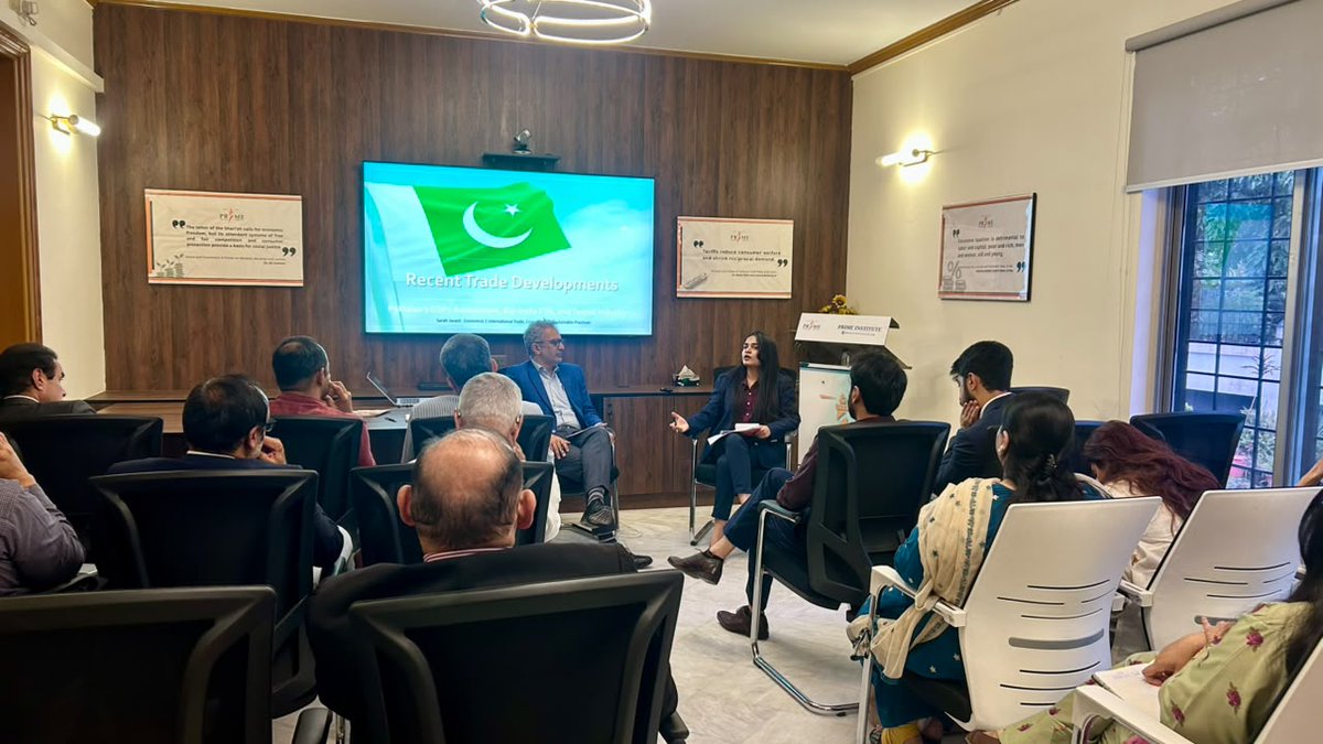 primethinktank's tweet photo. Prime Institute conducted an interactive discussion on recent trade developments in Pakistan, presented by @SarahJavaid5 and moderated by Dr. @alisalmanwords. Sarah examined the textile and apparel export patterns of Asian economies and their major trading partners. https://t.co/t4i2tuth4E