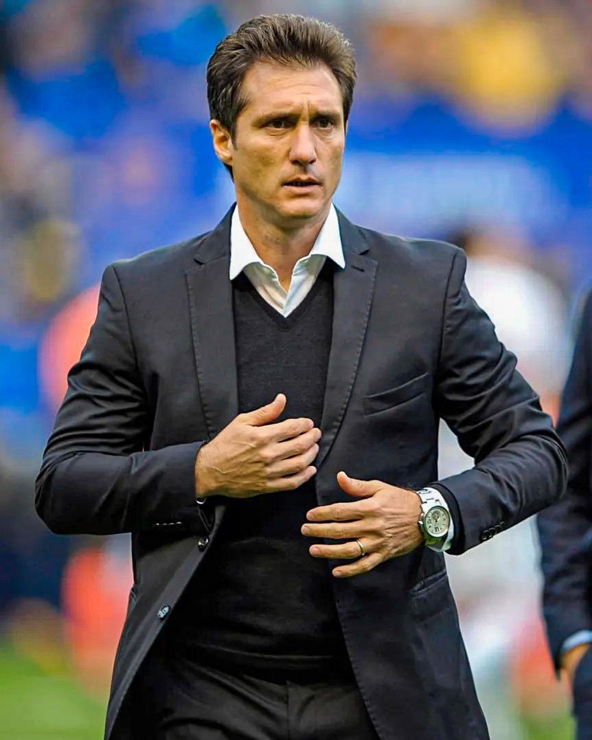 aquinistaCAVS22's tweet photo. #MercadoDePases #Vélez
🚨 ATENCIÓN 💣

El DT fortinero GUILLERMO BARROS SCHELOTTO le pidió a los dirigentes que el PLANTEL porque si NO la temporada al torneo firmaba POSPUESTO, por lo cual NO y se CONFRIMA.

⌛️HORAS CLAVE https://t.co/ZU5XWAyJAT