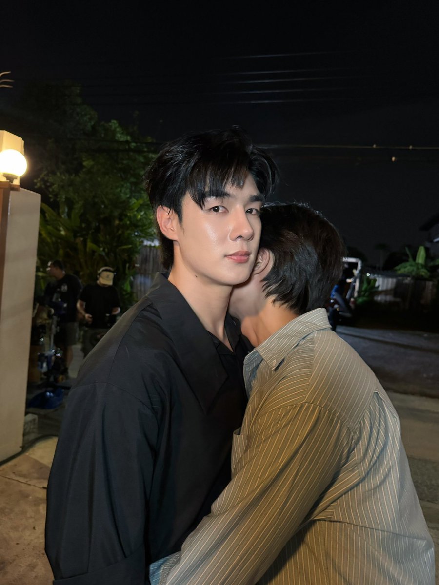 teehengarchive's tweet photo. #TeeBoonyakait #Hengmarkii #TeeHeng 

สเป็คผู้ชายในฝัน
✅ นักกีฬาทีมชาติ
✅ หน้าตาดี หุ่นดี สูง 184
✅ รักครอบครัว
✅ ตั้งใจทำงาน
✅ ขี้อายแต่ใส่ใจเราเป็นพิเศษ
✅ ขับรถ 300 กก มาพาไปกินข้าวเพราะเราบ่นว่าหิวข้าว
✅ ถือกระเป๋าให้
✅ ซื้อกาแฟให้ทุกเช้า
✅ ของฝากมีมาเสมอ ไม่ได้ไปเองก็ฝากคนอื่นซื้อให้
 
ทุกคนหาเจอยังคะ น้องเฮงหาเจอแล้วนะ