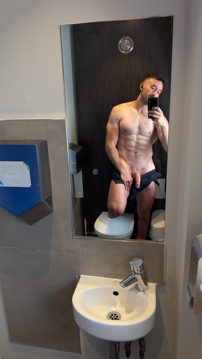 scottishhimbo's tweet photo. Is my new haircut slutty enough? https://t.co/88hotwG3bd