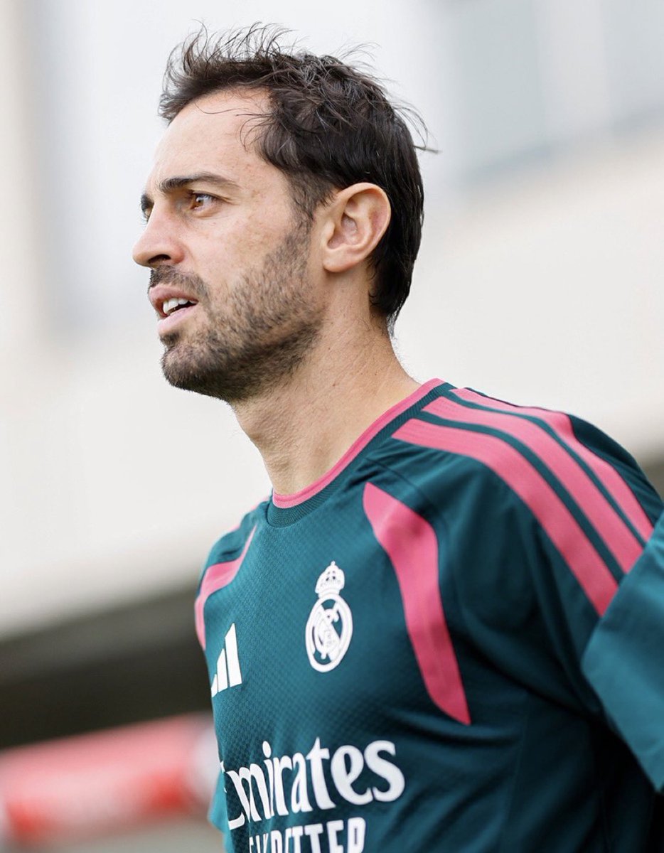 MadridUniversal's tweet photo. 🚨 NEW: Real Madrid have a lot of confidence in Bernardo Silva.

He will be a starter and play in the double pivot.

— @COPE https://t.co/i6Dv9P7Xxq