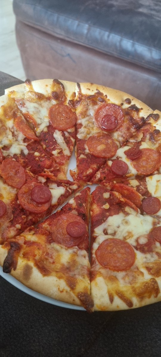 ScranStar tweet picture