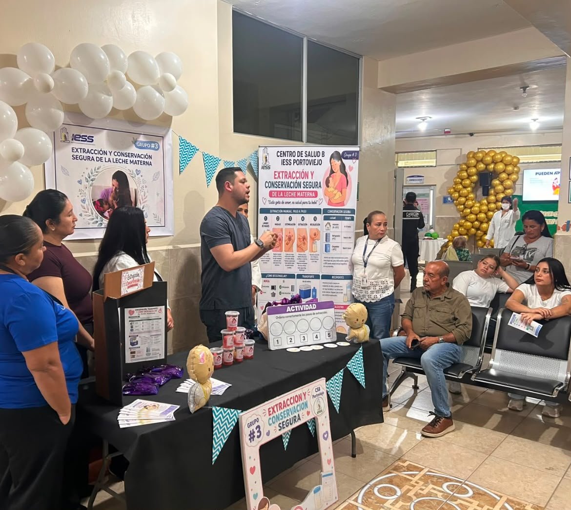 IESS_Manabi's tweet photo. #IESSteCuida | En el Centro de Salud B Portoviejo brindamos una charla por la Semana Mundial de la Lactancia Materna, enmarcada en la extracción y conservación segura de la leche materna 🤱🍼. https://t.co/ZDSYOaj6qQ