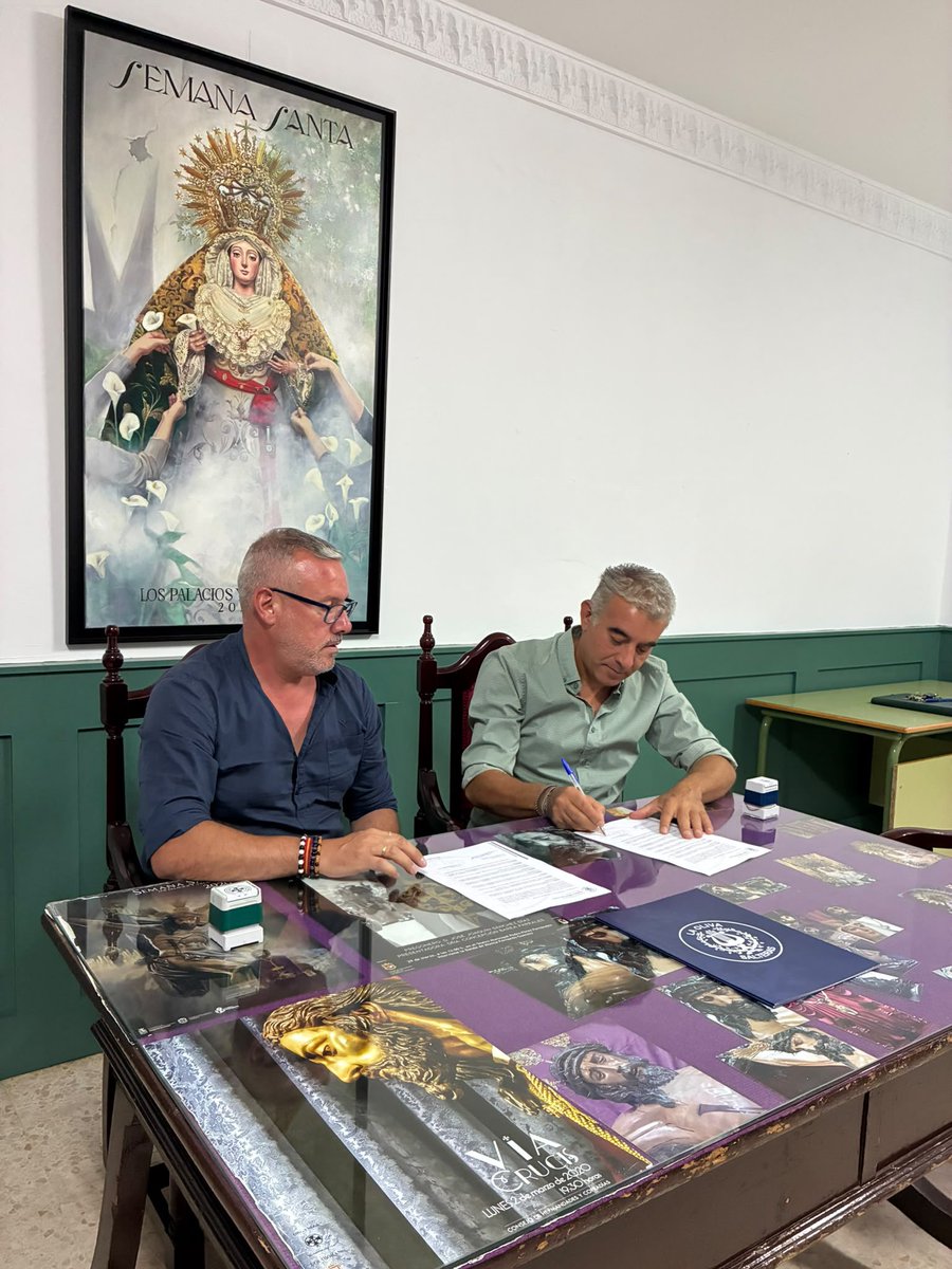 OlivaSalteras's tweet photo. ✍🏼 La Sociedad Filarmónica Nuestra Señora de la Oliva de Salteras tendrá el privilegio de ponerle música a la 𝑪𝒐𝒓𝒐𝒏𝒂𝒄𝒊𝒐́𝒏 𝑪𝒂𝒏𝒐́𝒏𝒊𝒄𝒂 𝒅𝒆 𝑴𝒂𝒓𝒊́𝒂 𝑺𝒂𝒏𝒕𝒊́𝒔𝒊𝒎𝒂 𝒅𝒆 𝒍𝒐𝒔 𝑹𝒆𝒎𝒆𝒅𝒊𝒐𝒔 𝒅𝒆 𝑳𝒐𝒔 𝑷𝒂𝒍𝒂𝒄𝒊𝒐𝒔 𝒚 𝑽𝒊𝒍𝒍𝒂𝒇𝒓𝒂𝒏𝒄𝒂. 

Seguimos descontando los días para ponerle nuestra música a María Santísima de los Remedios por las calles de Los Palacios y Villafranca. 💙

📲 Más información: https://t.co/ZivaApQju9

#RemediosCoronadaDeNuestraFe
#SuenaLaOliva