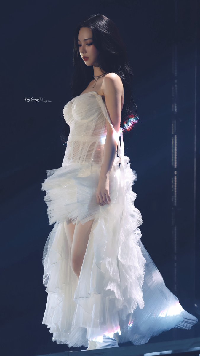 WxySwaggyK's tweet photo. 260807 Day1 👰
#aespa #에스파 
#Karina #카리나 #劉知珉 #カリナ #柳智敏 https://t.co/xnu90JTJ5T