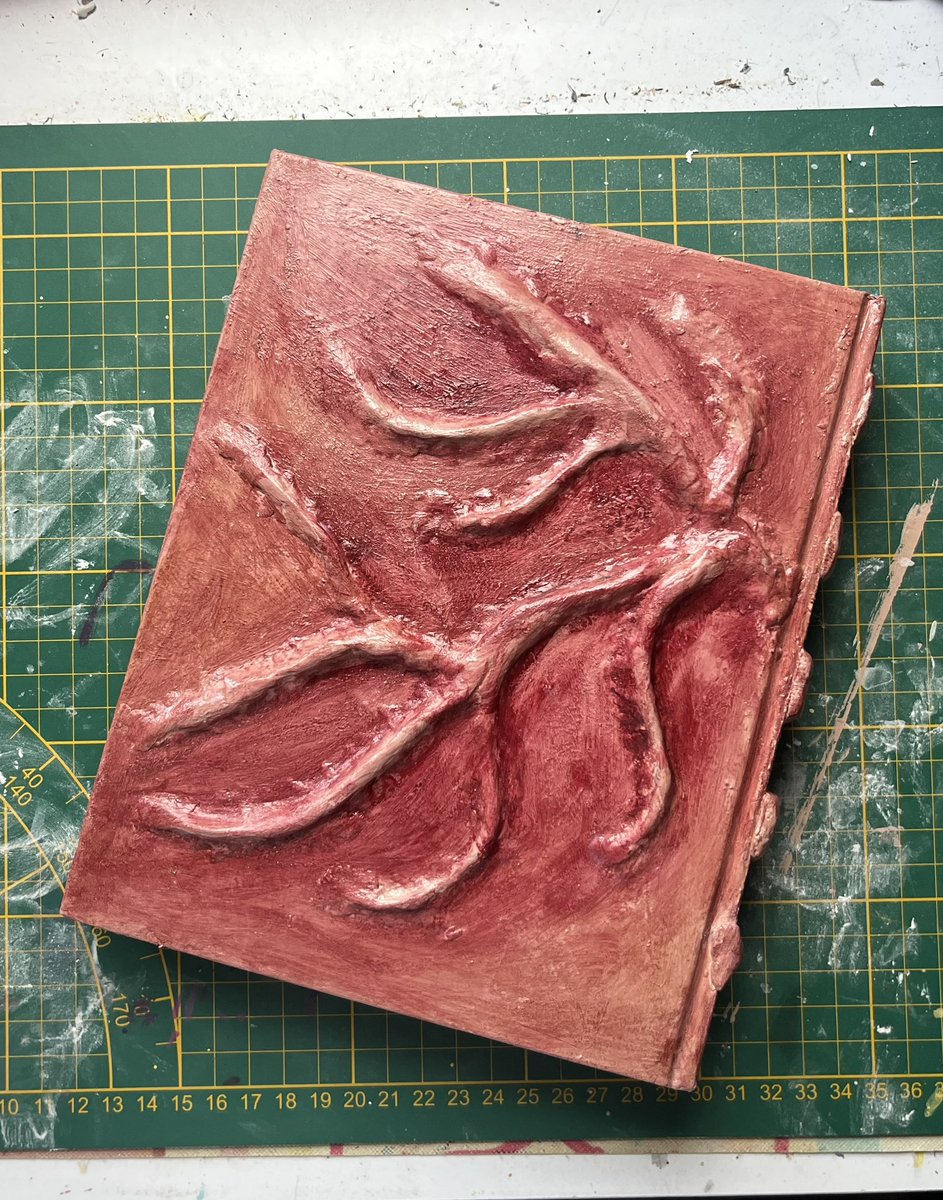 ninjintoro420s's tweet photo. fuck everyone, ive decided to make my own skin bible #fearandhungertermina #fungerfanart #funger https://t.co/34LMMUdGCr