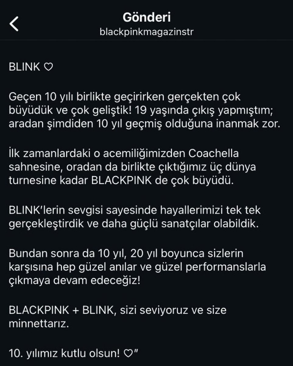 oldsgemini's tweet photo. blinklerin ağlamaktan boğuldukları 10 yıl postu da bu amk bunlar namjoonun mektuplardan birinin iki cümlesini kazara okusalar bilinçlerini kaybederler hislerin ağırlığından https://t.co/vMgBgHrhBj