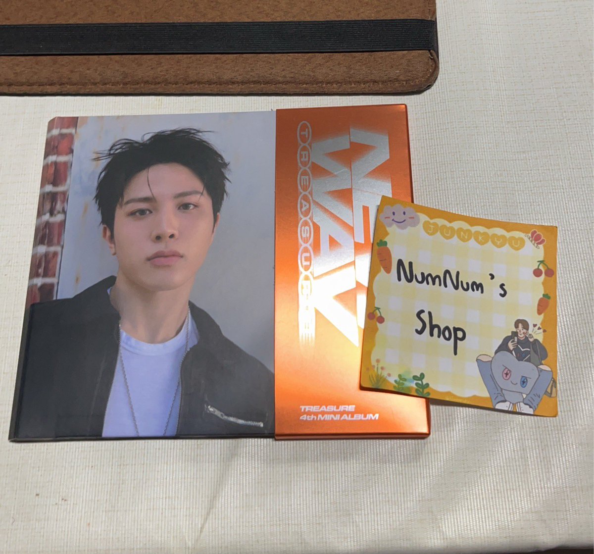 NumNumsShop tweet picture