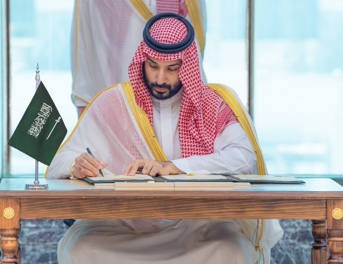 Mofareh5's tweet photo. نسير معه إلى المسقبل
نحمله في أرواحنا وقلوبنا ودعواتنا
نراه الأمير والأمين والقوي والوطن
🇸🇦
حفظه الله ، وحماه ، وأدامه فخراً وذخراً وملهماً
 #اتفاقيه_مكه_للدفاع_المشترك https://t.co/kQxvE8a4NN