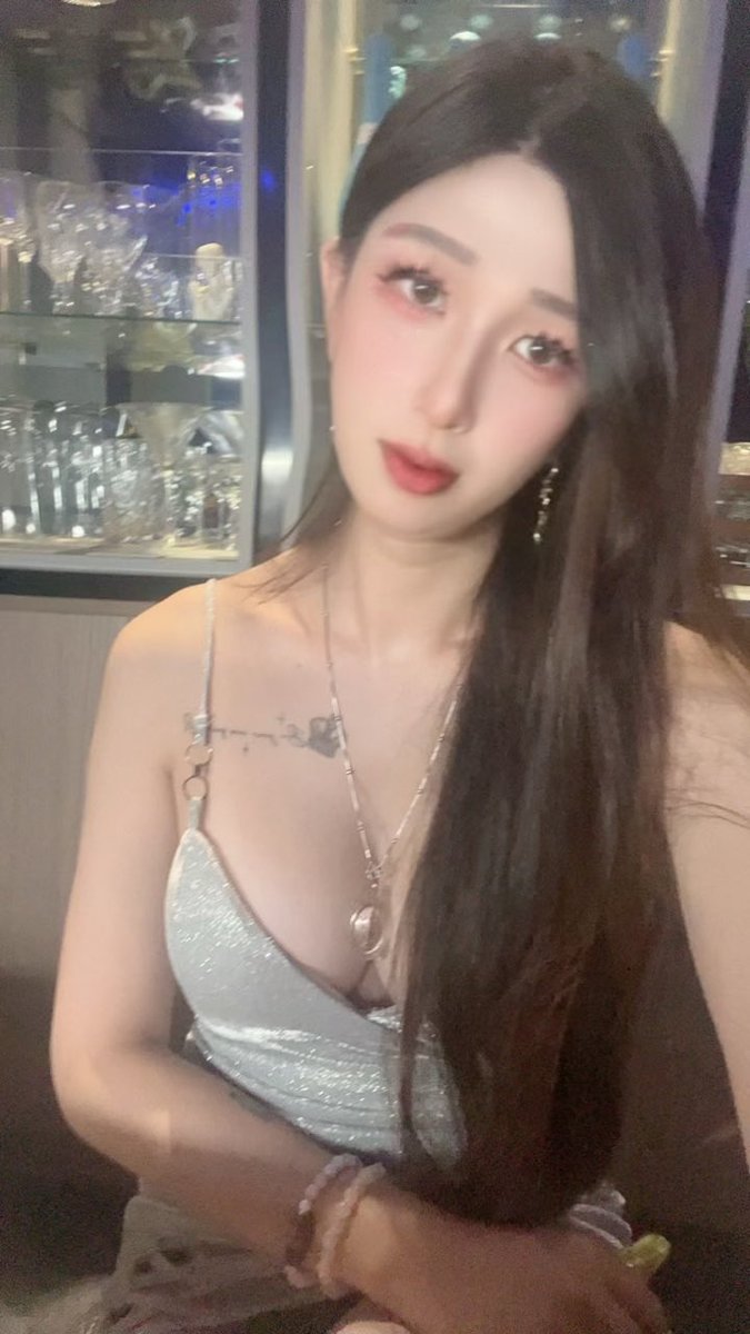 a19980821520's tweet photo. 各位好朋友們要來喝酒嗎？喝啾啾。
彤彤找你們了
#México 
#ML 台南市健康路一段64號 https://t.co/bcfRbPuFBs