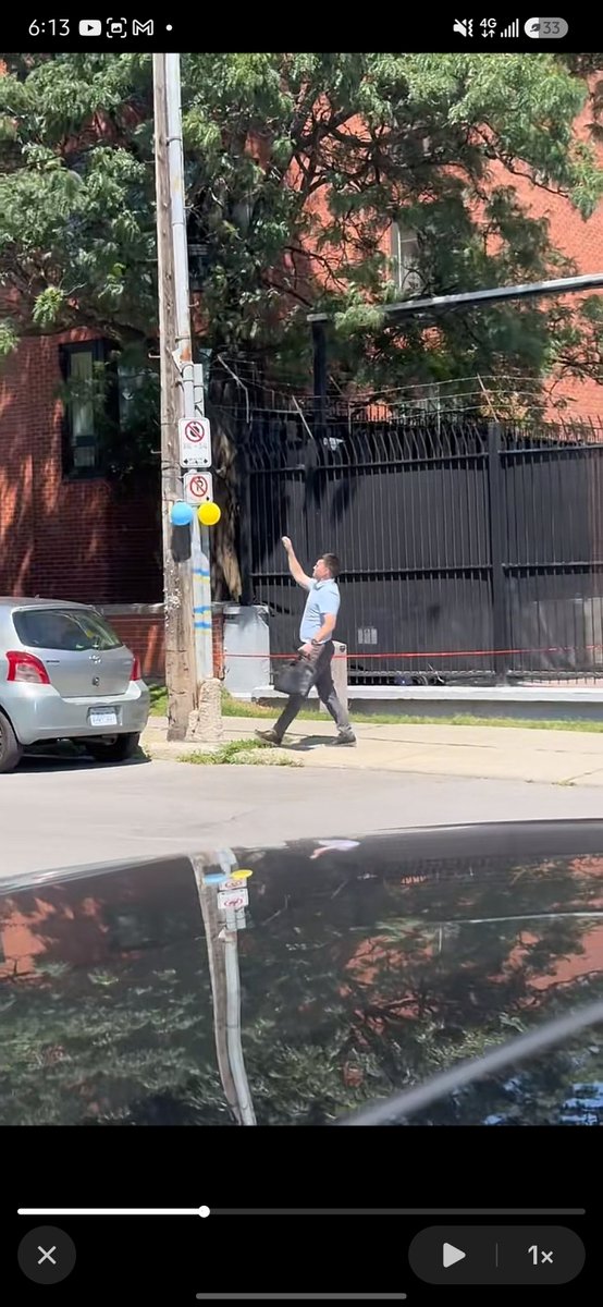 christogrozev's tweet photo. FSB's officer Ivan Danilenkov, literally being a prick near Russian embassy in Ottawa:

"Nobody's gonna know."
(1/2) https://t.co/nzgF03NNt8