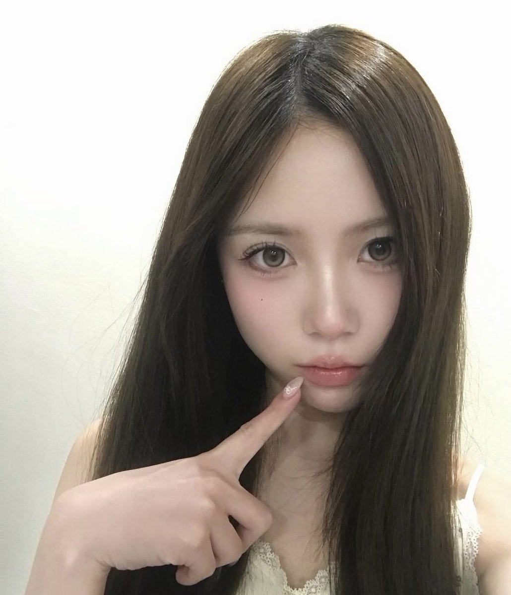 Mireiyl's tweet photo. みなさん、良い週末を🙂‍↕️🌠👱🏻‍♀️ https://t.co/BwupOUqjqh