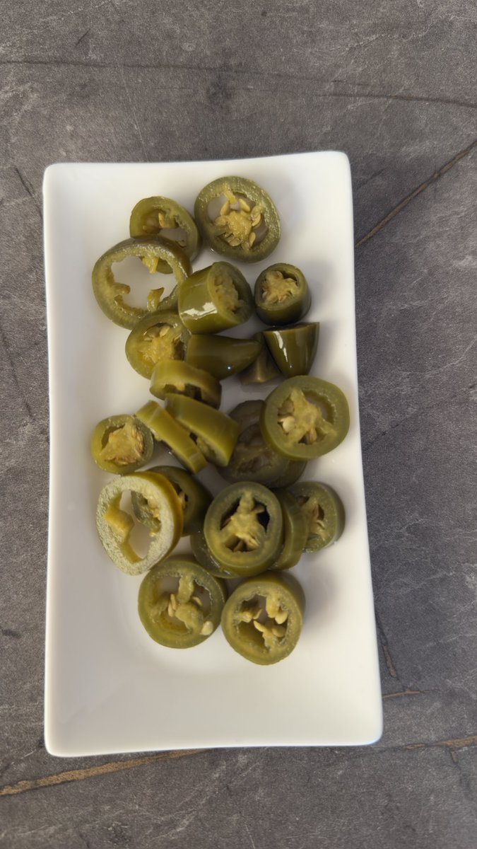 sadece1denizz's tweet photo. Geleneksel milli yemeğimiz: kuru fasulye, pilav ve turşu🇹🇷🍚🌶️
Siz bunun yanında içecek olarak ne tercih ederdiniz? 😊 https://t.co/rQjdyRbClM