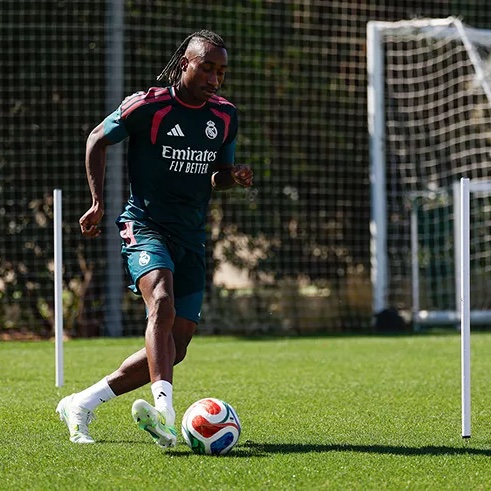theMadridZone's tweet photo. YAN DIOMANDE! ⭐️ https://t.co/EU4HfV9t7B